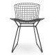 Replica Bertoia metalen stoel in zwart staal in industriële stijl van de beroemde ontwerper Hans J. Wegner