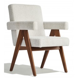 Krzesło Compass z podłokietnikami z drewna tekowego i tkaniny bouclé
